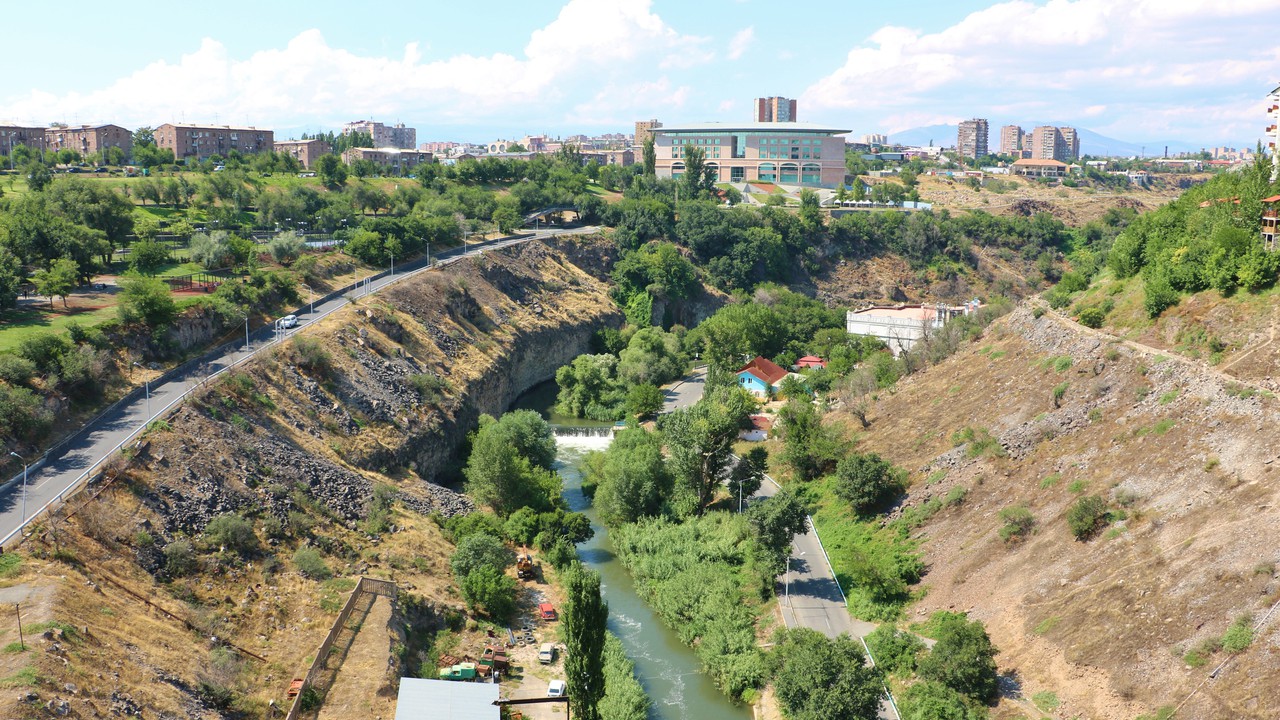 Այցելեք Երևան